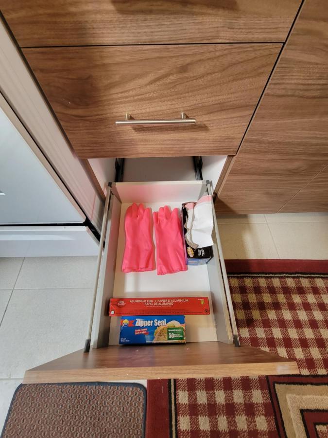 Small Condo In Montreal -Fast Wifi Bagian luar foto